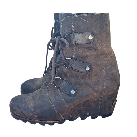 Sorel Shoes - Sorel Joan Of Arctic Wedge Boots Women's 10 Distressed Brown Leather Lace Up